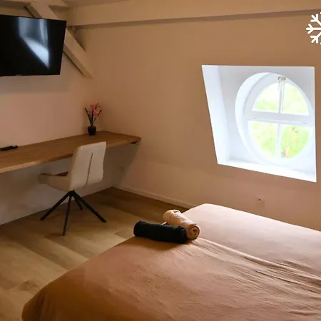 Loft Hotel *